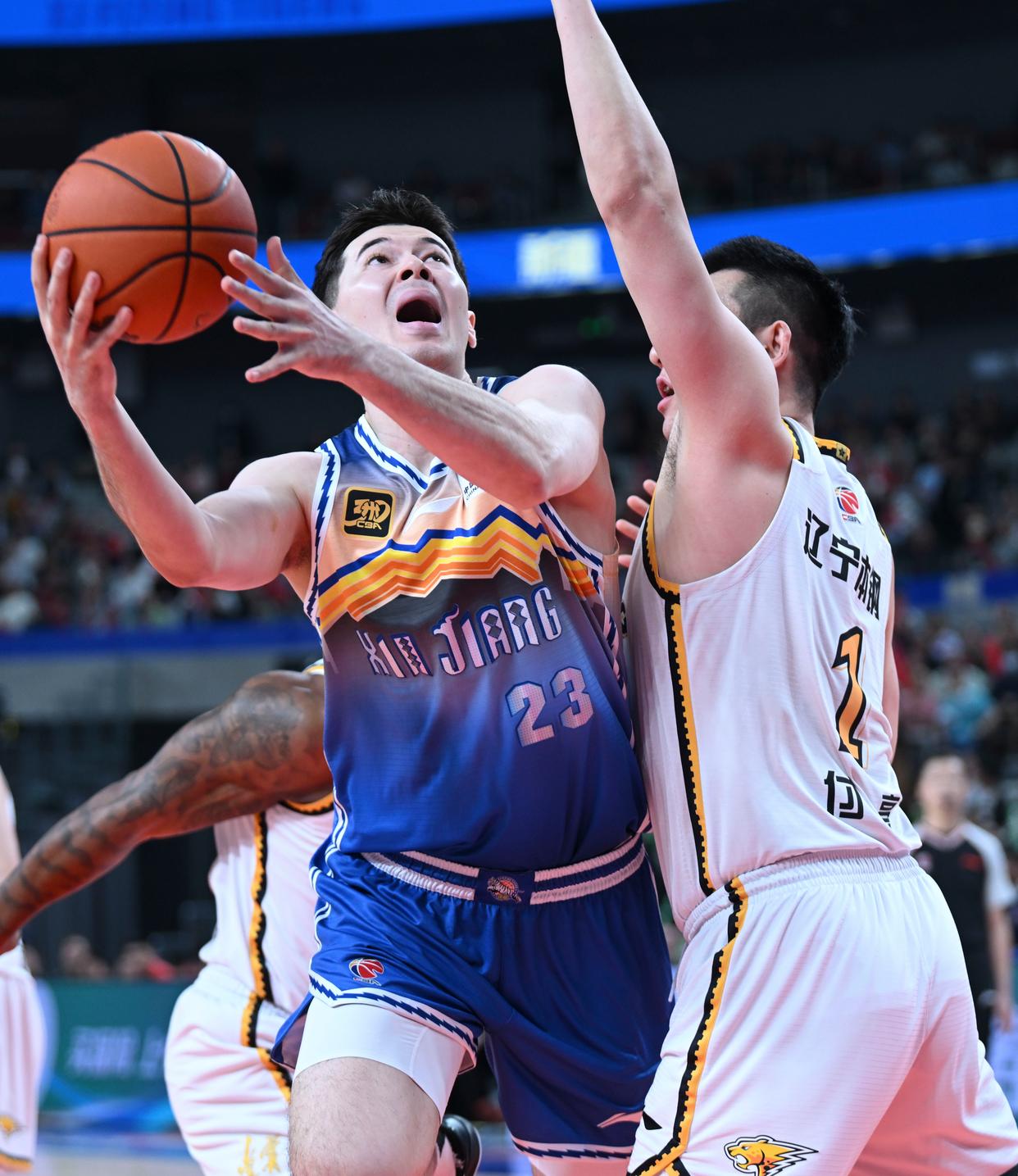 开云体育关于NBA总决赛赛程吃紧,辽宁本钢集结日队长鼓劲,话题不断,更衣室氛围转暖的信息