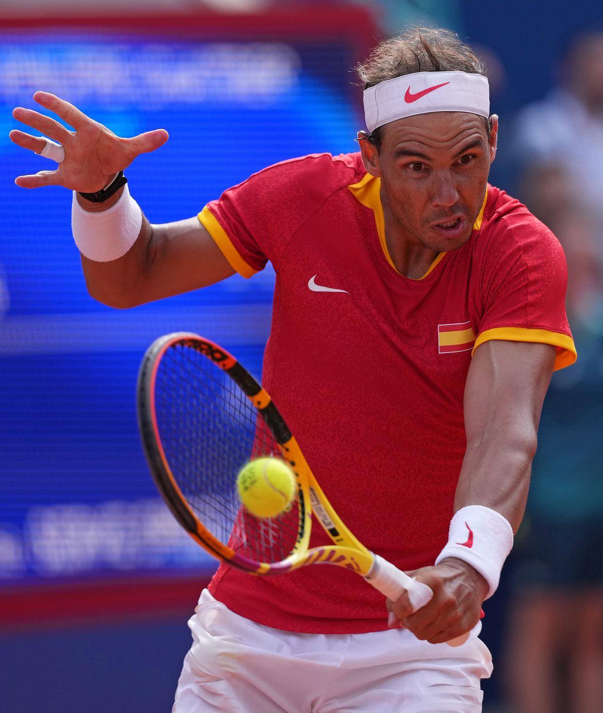 KY Sports巴黎圣日耳曼清晨主帅复盘AC米兰围绕西甲更衣室发声，连对手都承认：纳达尔与70激战西班牙队分钟的简单介绍